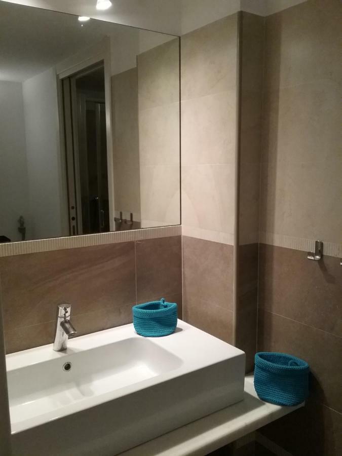 Sea Breeze Apartment Сан Ремо Екстериор снимка