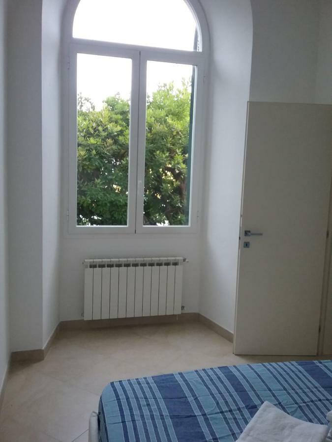 Sea Breeze Apartment Сан Ремо Екстериор снимка